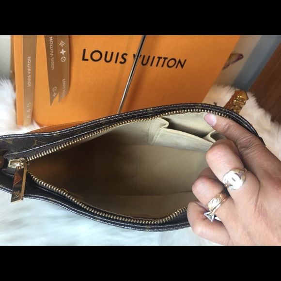 💥LOUIS VUITTON Monogram Looping MM💥 - Picture 4 of 8